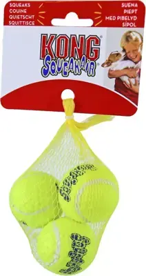 Kong hond Squeakair met piep small, net à 3 tennisballen (Ø 5 cm) Uitverkoop