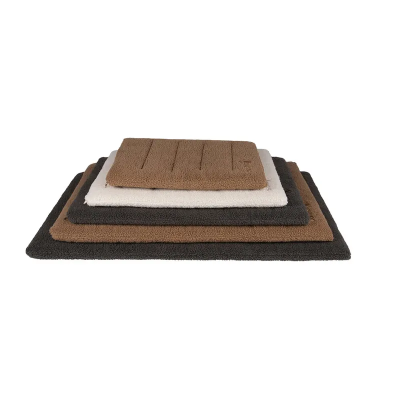 Bestel Nu District 70 Sherpa Bench Mat