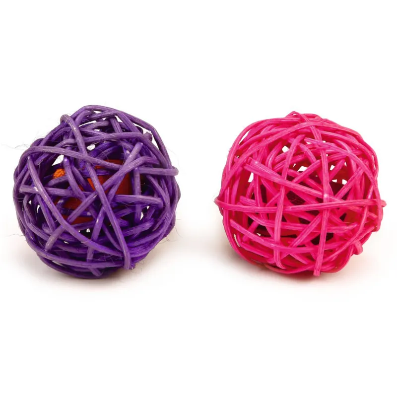 Uitverkoop Beeztees Rotan Bal met Catnip Paars/Roze 2 st