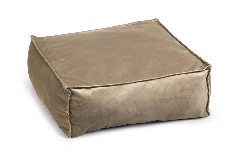 Designed by Lotte ligkussen Velveti grijs Speciale Aanbieding
